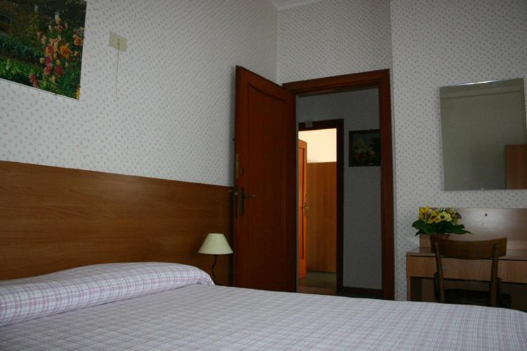 Albergo Anna Ciampino Szoba fotó